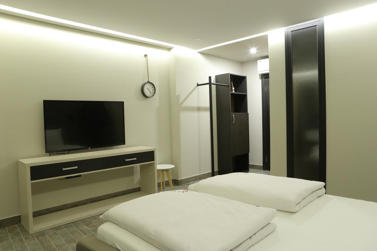 B&B Narciso Smederevska Palanka エクステリア 写真